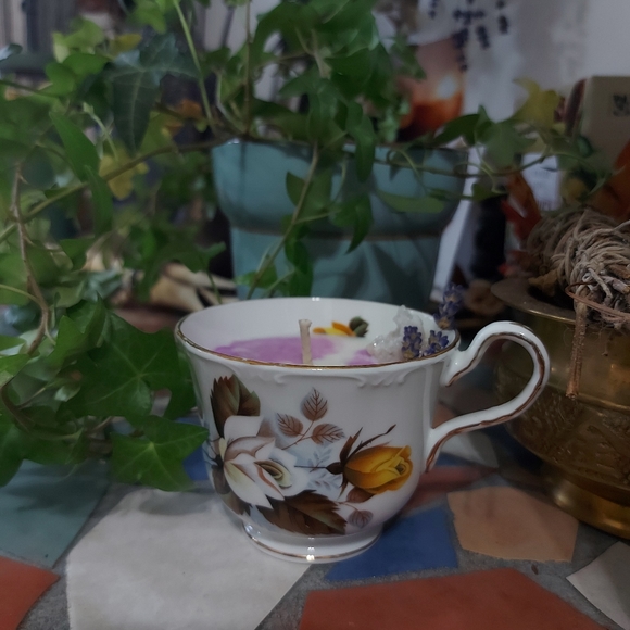 Lavender candle - Picture 8 of 10